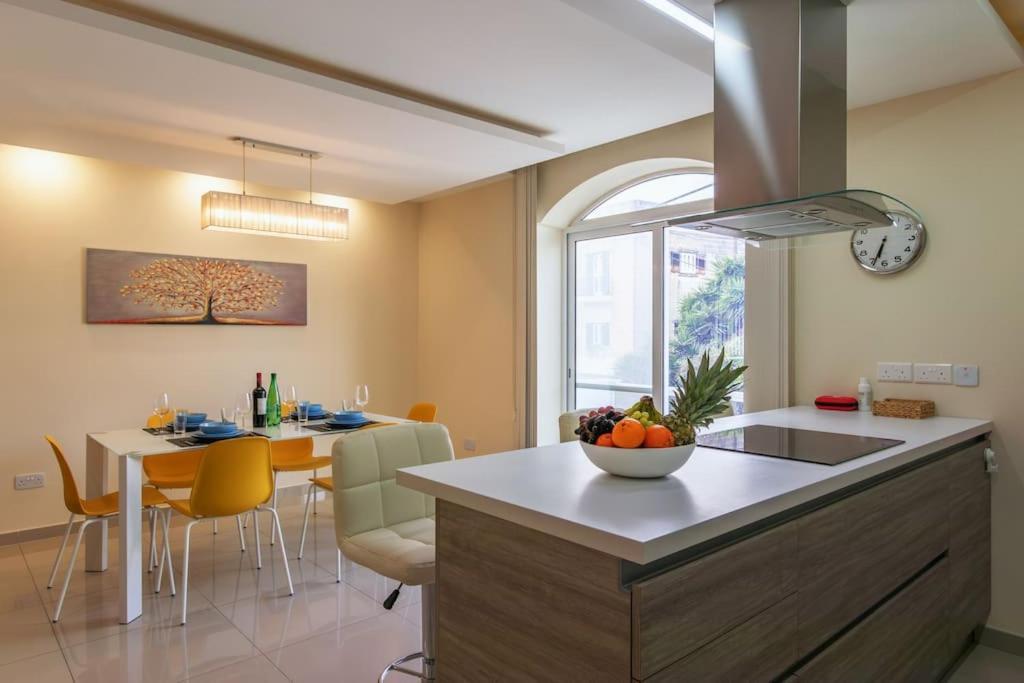 Is-Swieqi Modern 3 Bedroom Apartment Close To Paceville And Beach מראה חיצוני תמונה